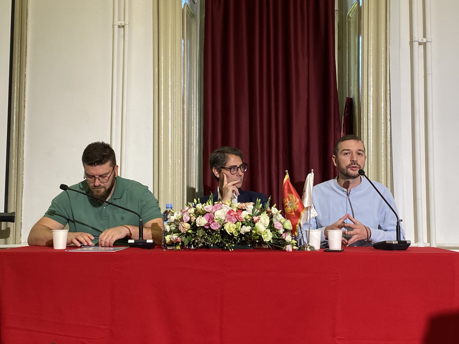 Panel-diskusija 