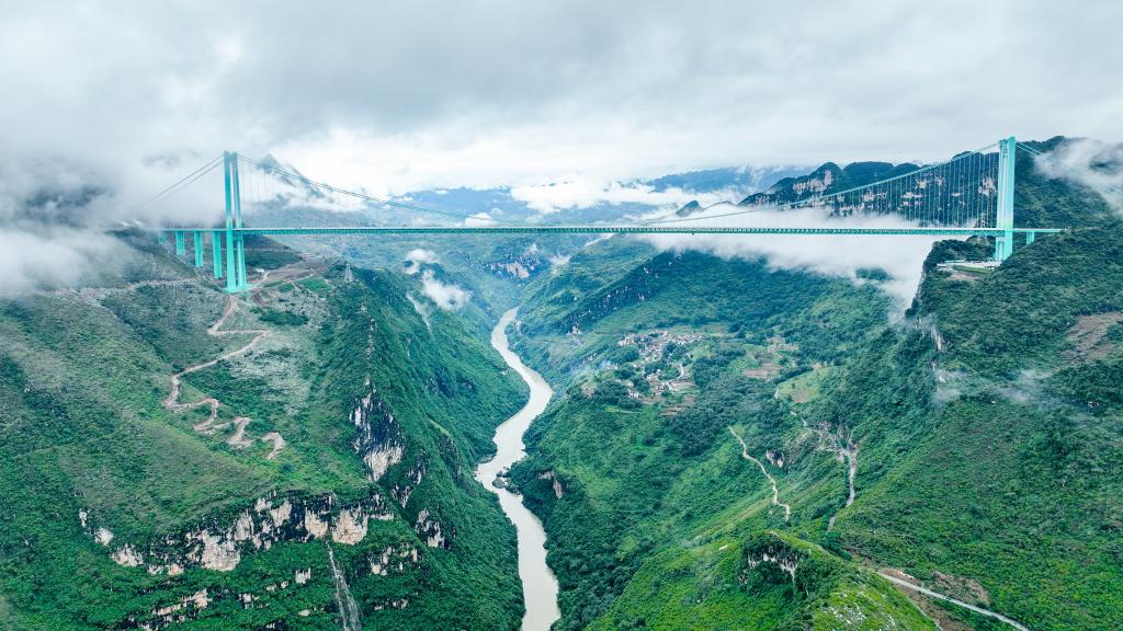 Najviši most u svijetu (Foto: Bridgin News/X)