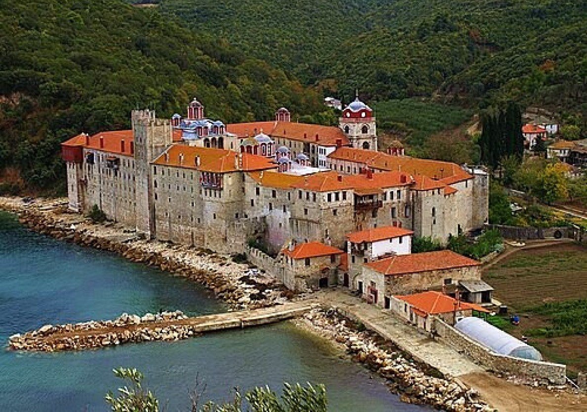 Svetogorski Esfigmen, manastir osnovan u 10-11. vijeku.