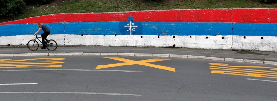 SIMBOLIKA, ALI  I CRNOGORSKA REALNOST: Detalj iz Podgorice (Foto: UGC )
