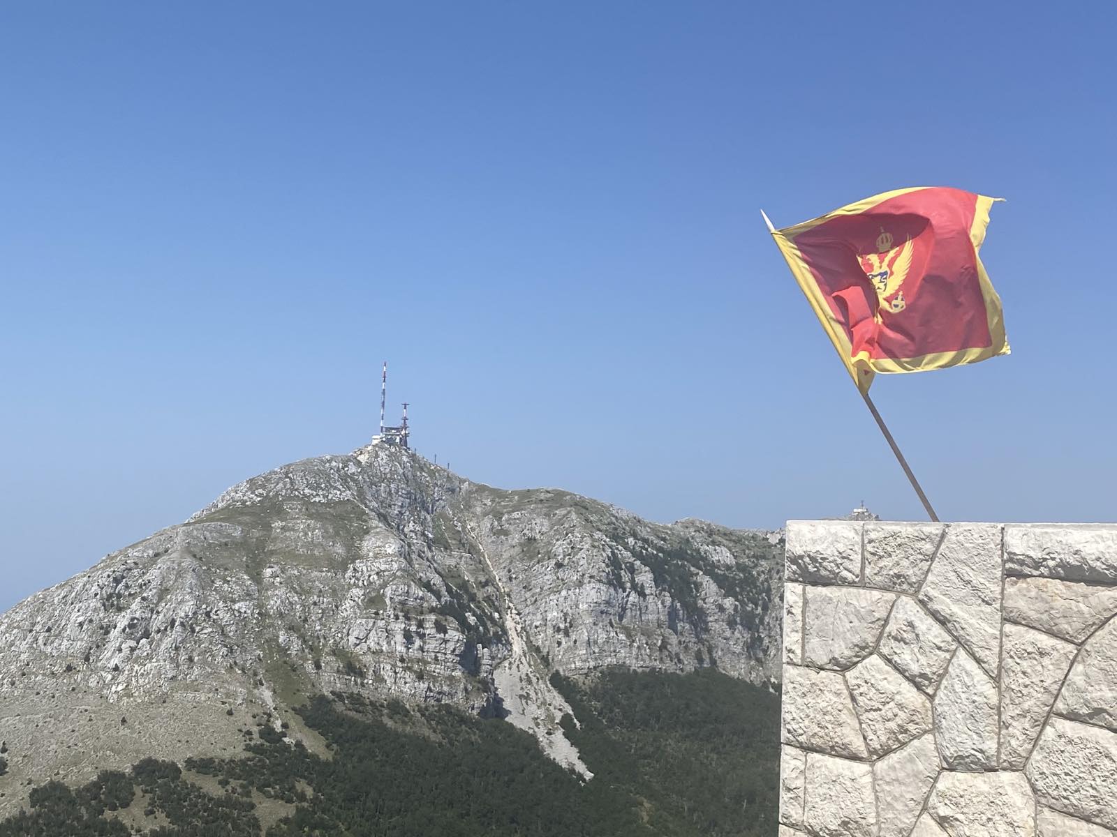 KOJIM PUTEM DALJE: Pogled s Lovćena 