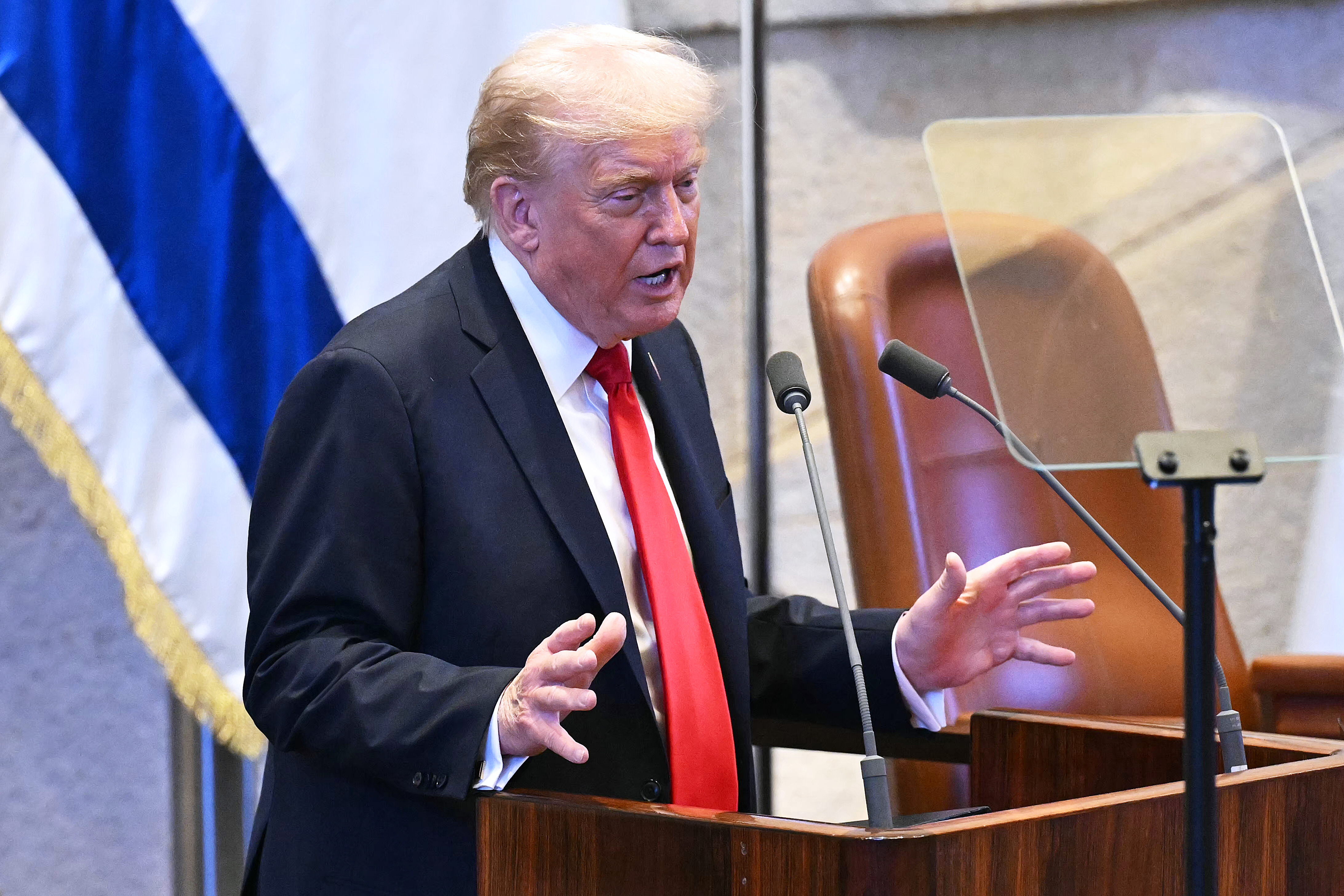 Tramp u izraelskom parlamentu
