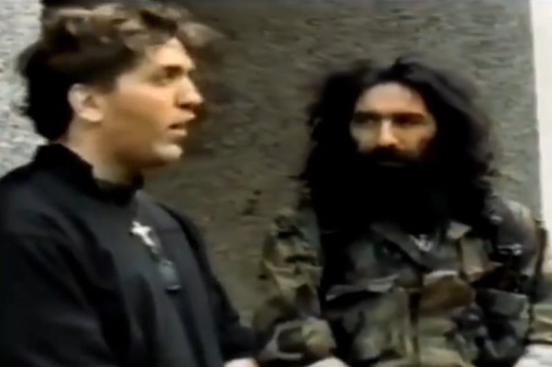 Novaković u društvu četničkog vojvode Slavka Aleksića na Grbavici