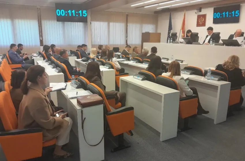 Sa sjednice SO Budva (Foto: Primorski portal)