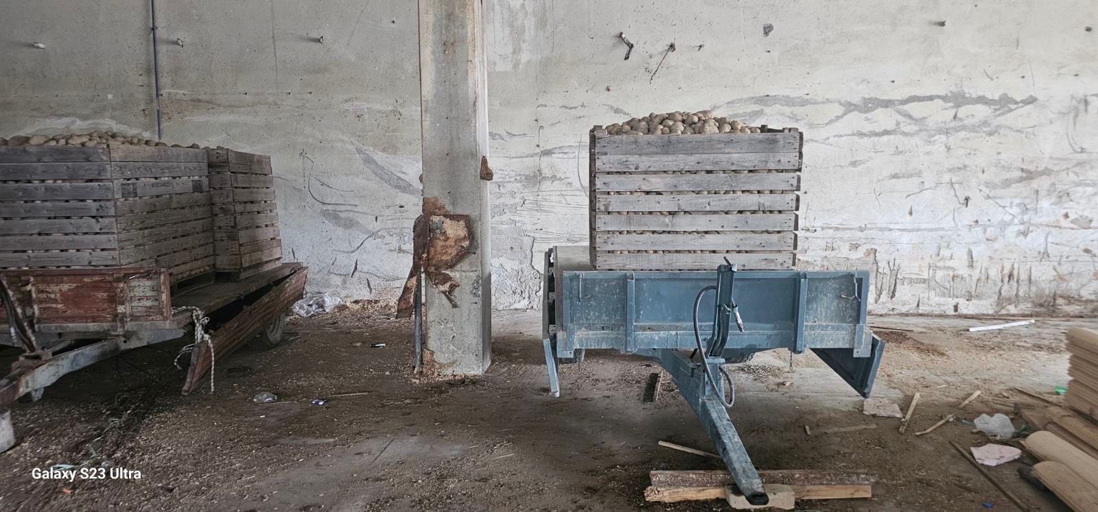 Nekadašnja fabrika „Termoplast“, koju je Opština Gusinje platila 800.000 eura, danas pretvorena u privatno skladište