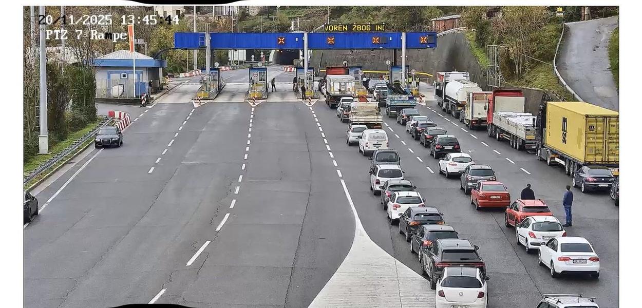 Zastoj ispred Sozine (Foto: Patrola CG)