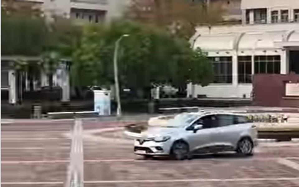 Stop kadar (Foto: Instagram/Vuk Iković)