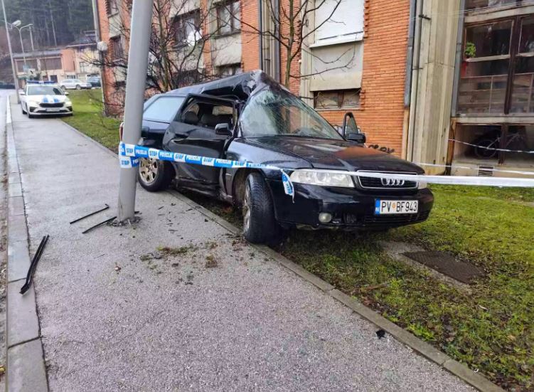 Sa mjesta nezgode (Foto: RTV Pljevlja)