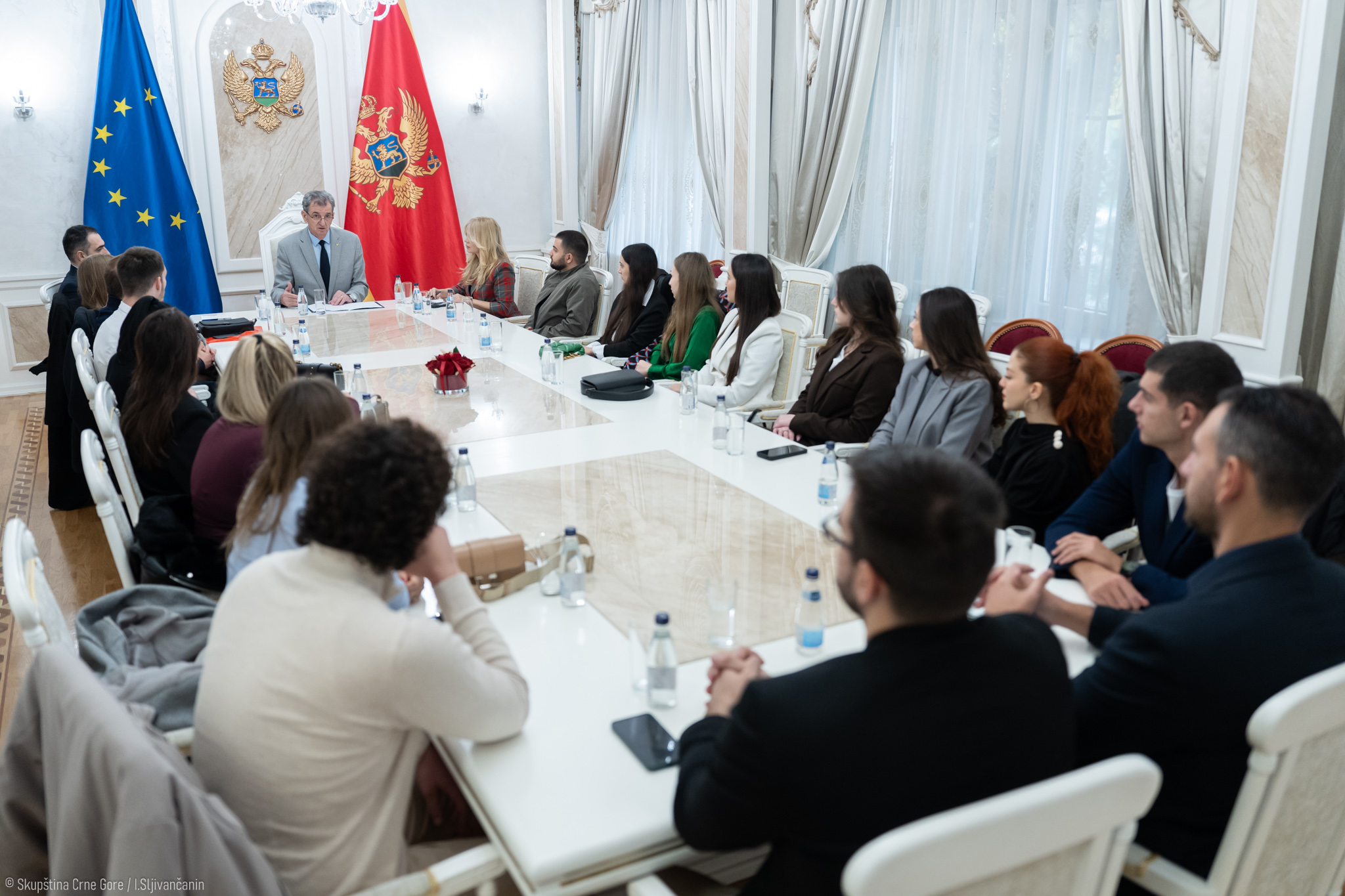 Škola tranzicione pravde