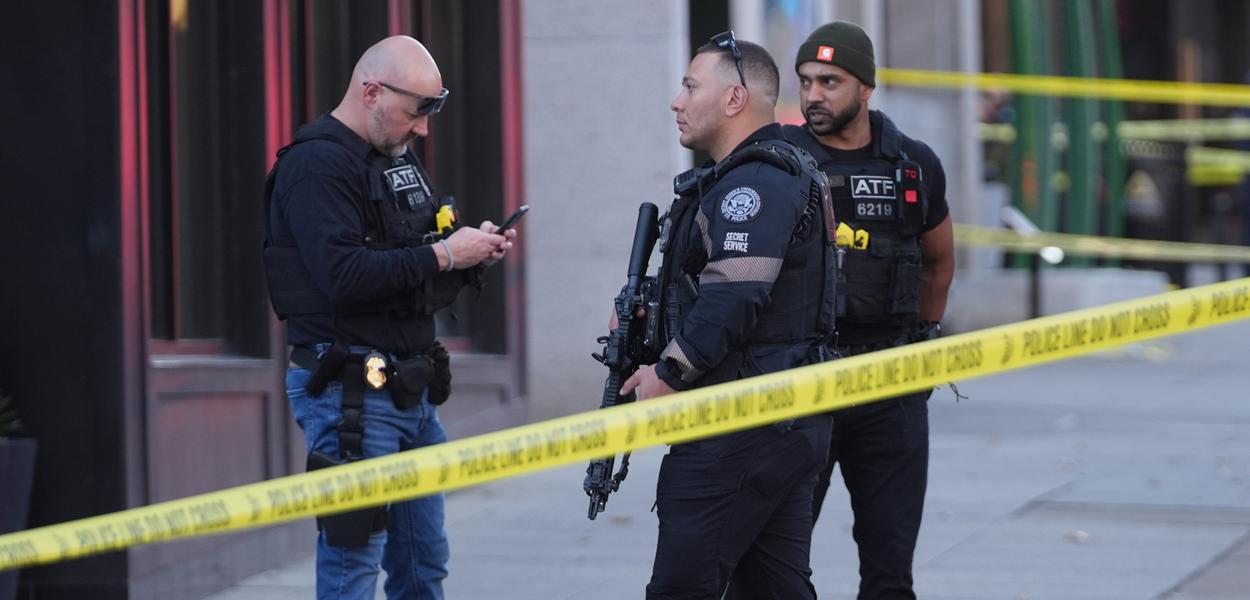 Sa mjesta pucnjave (Foto: AP/Evan Vucci)