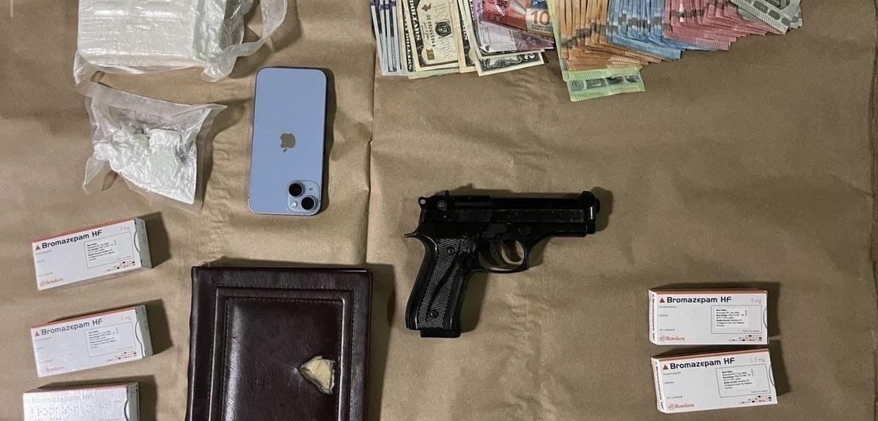 Pronađeni predmeti (Foto: Uprava policije)