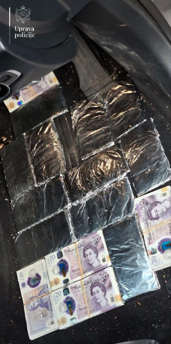 zaplijenjeni novac i vozilo