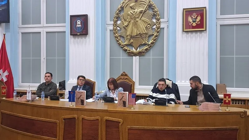 Sa promocije knjige (Foto: RTV Cetinje)