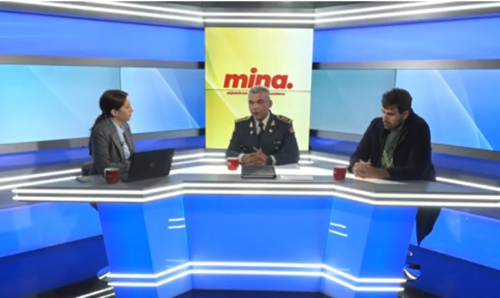 Đerekarac i Vujisić sa novinarkom Agencije MINA (Foto: MINA - stop kadar)