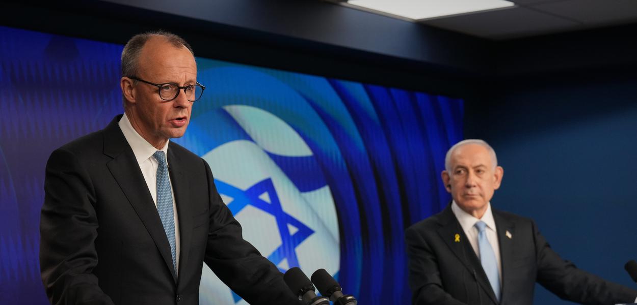 Fridrih Merc i Benjamin Netanjahu (Foto: (AP Photo/Ariel Schalit, Pool)