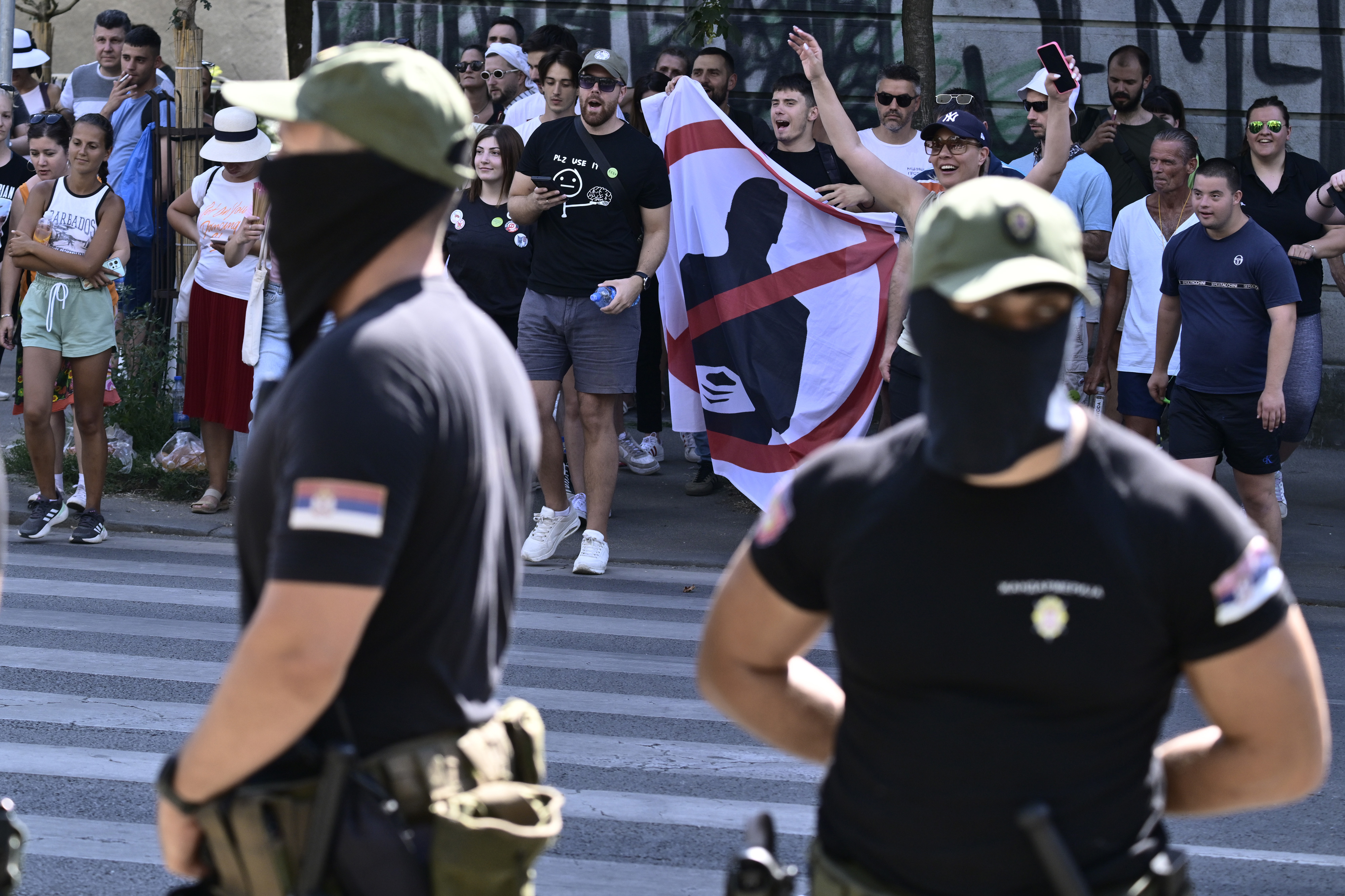 policija blokada zemun 