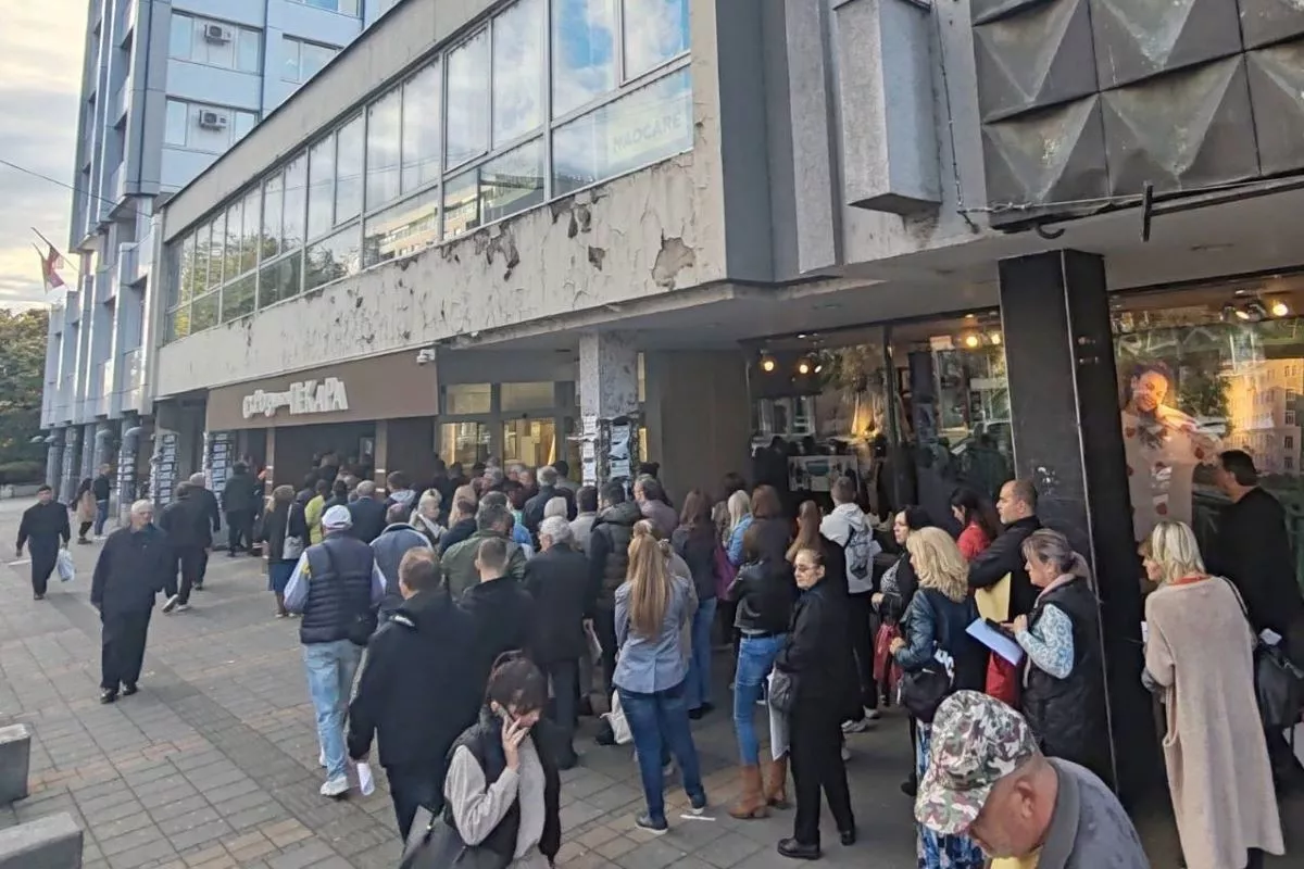 Red ispred Gradske uprave