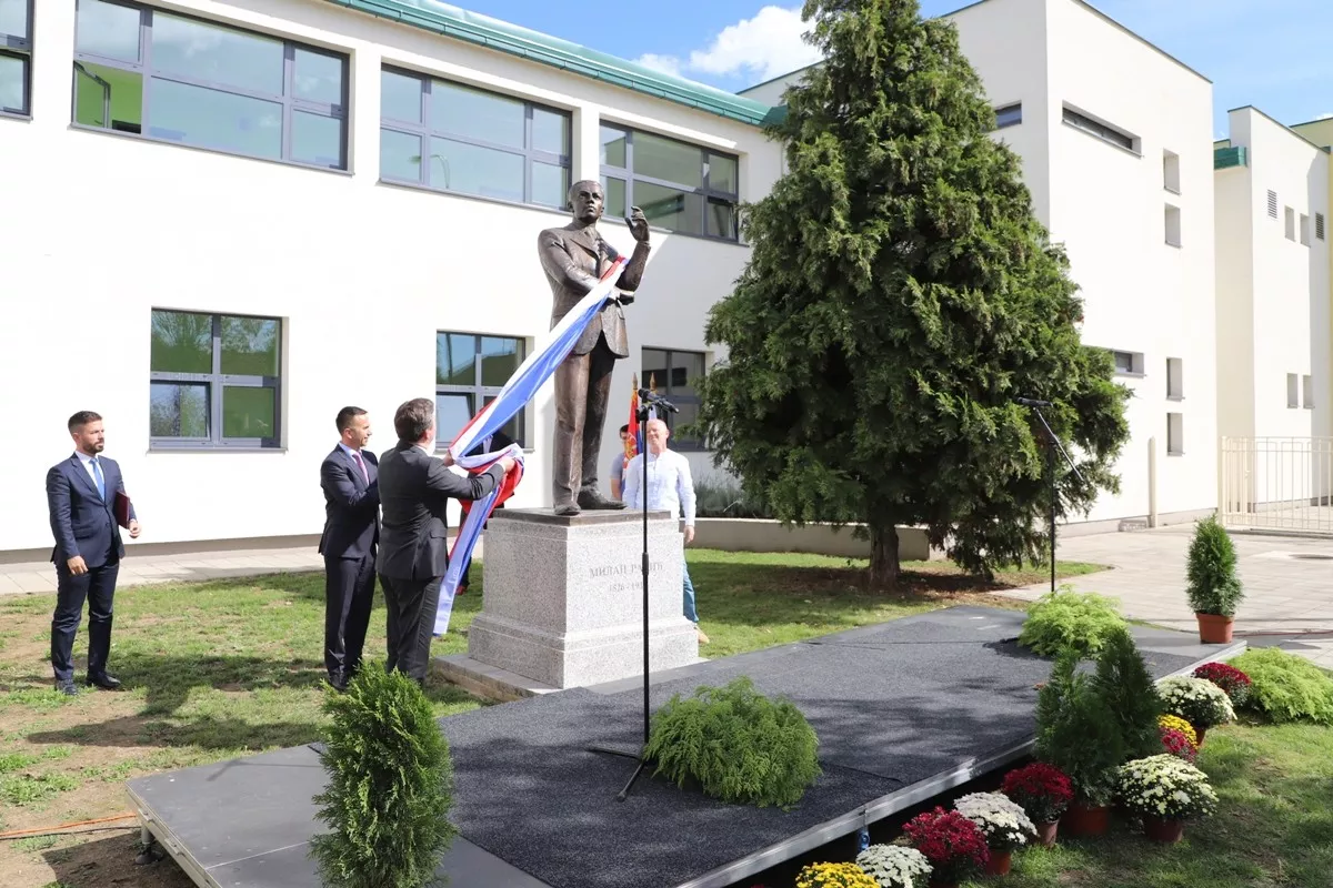 Otkrivanje spomenika