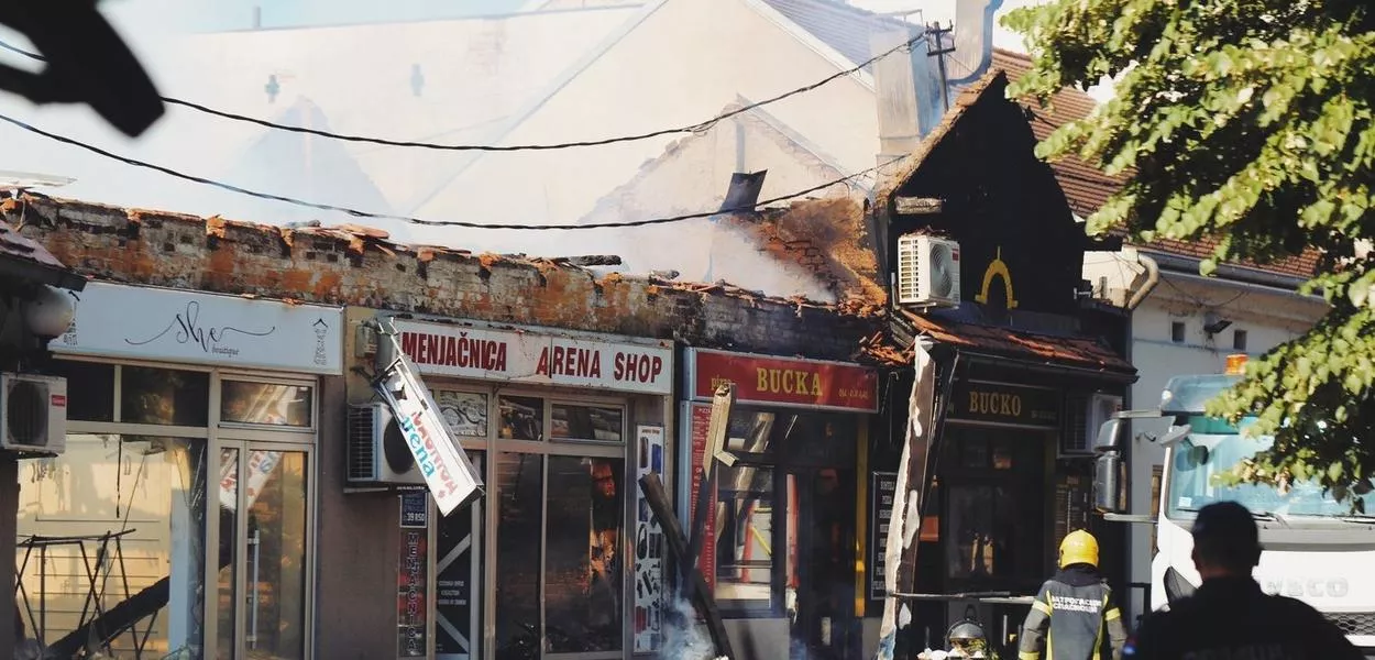 Požar u Čika LJjubinoj ulici