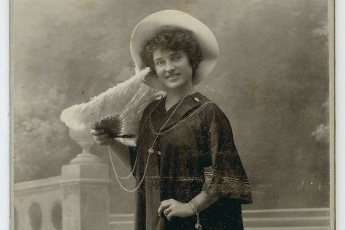 Draga Spasić - Slika sa lepezom