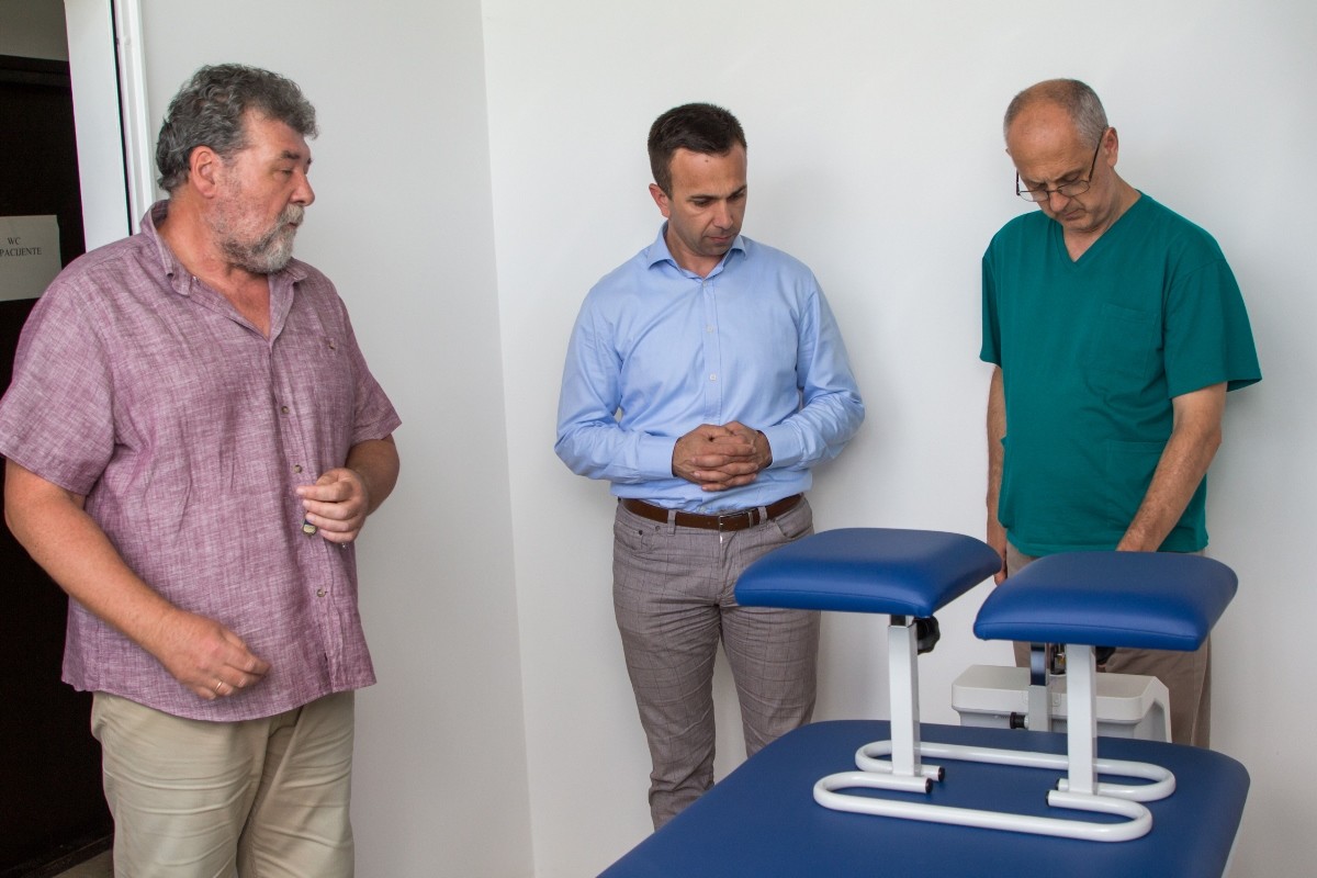 Boban Janković uručio aparat