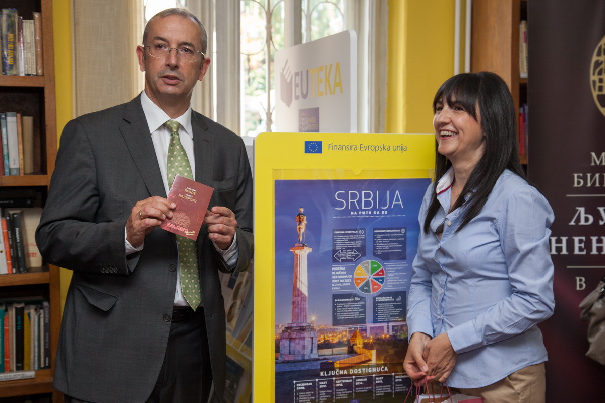 Majkl Devenport i Violeta Milošević