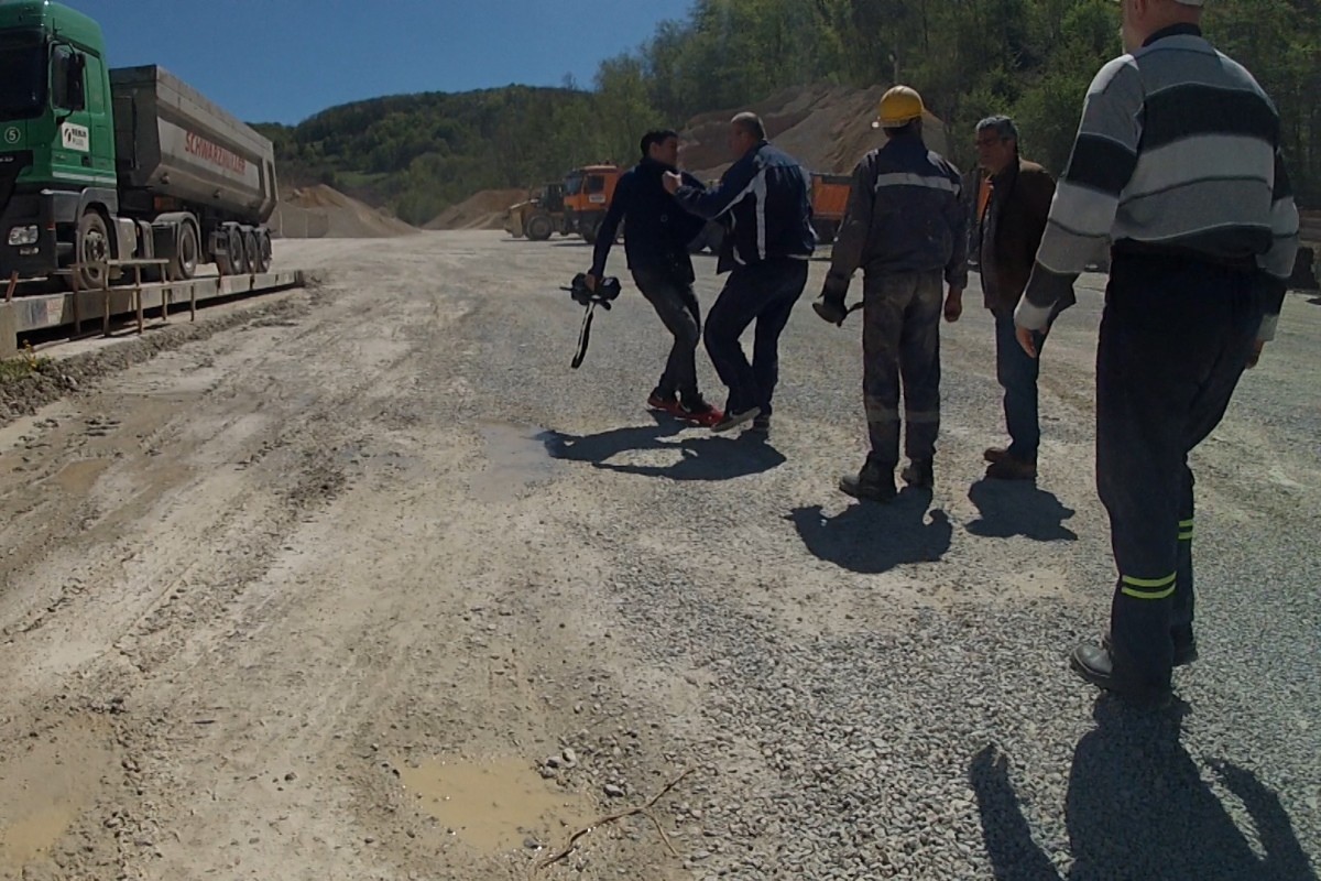 Napad na ekipu TV Va plus