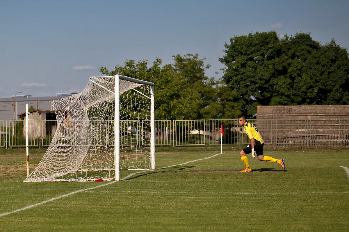 Stativa fudbalera Budućnost Krušika (arhiva)