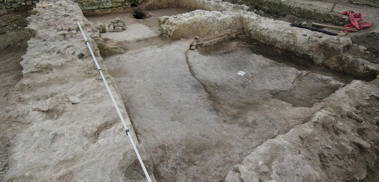 Arheolo&scaron;ko nalazi&scaron;te Anine