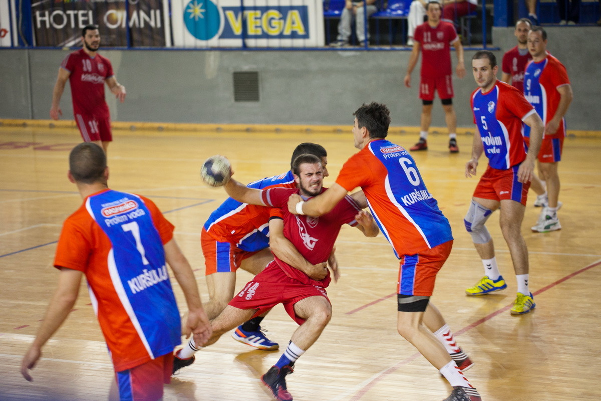 Nikola Jovanović u akciji