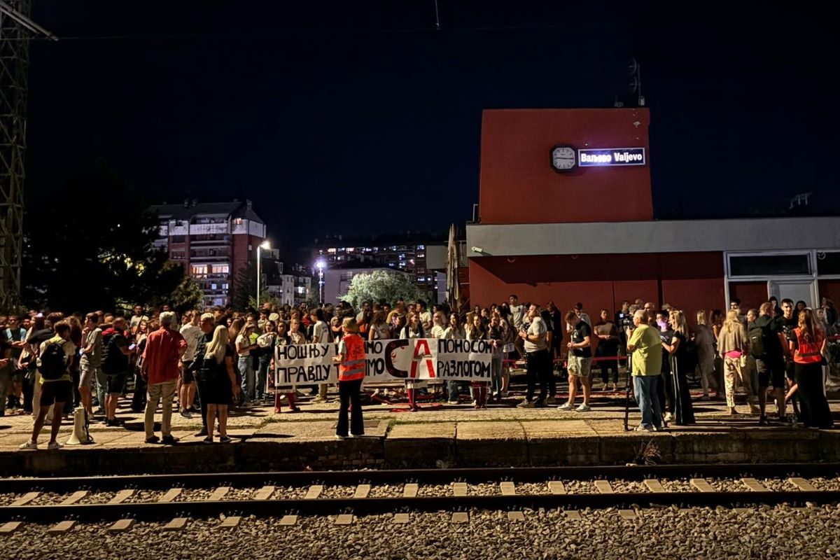 16 minuta tišine na Železničkoj stanici
