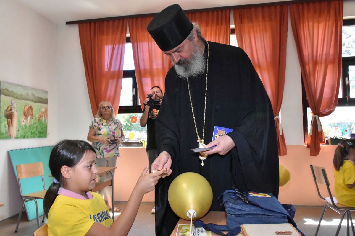 Episkop valjevski Isihije