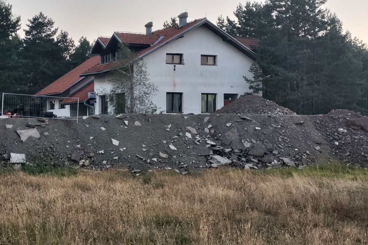 Deponija građevinskog otpada na Divčibarama