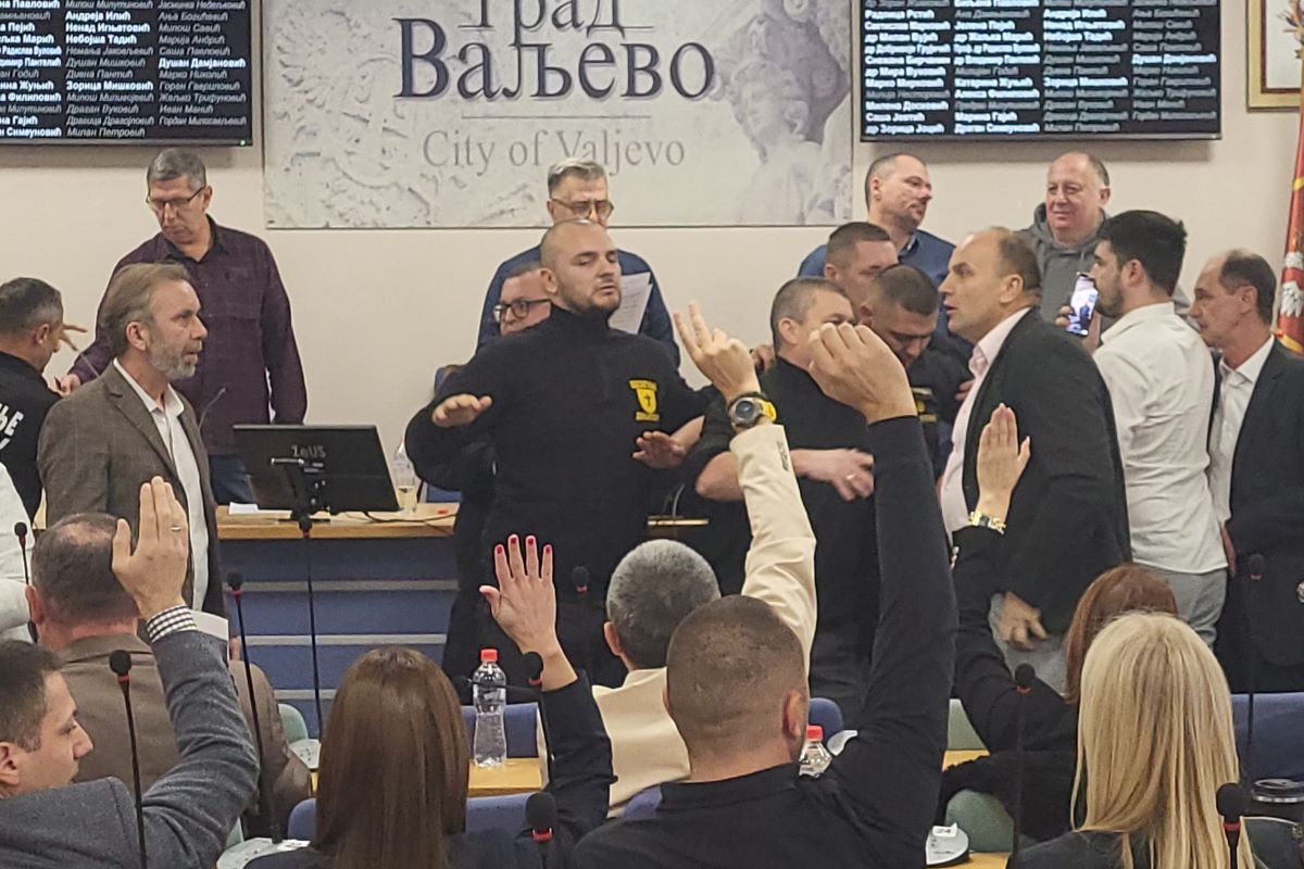 Sednica Skupštine grada (Foto: Kolubarske.rs)