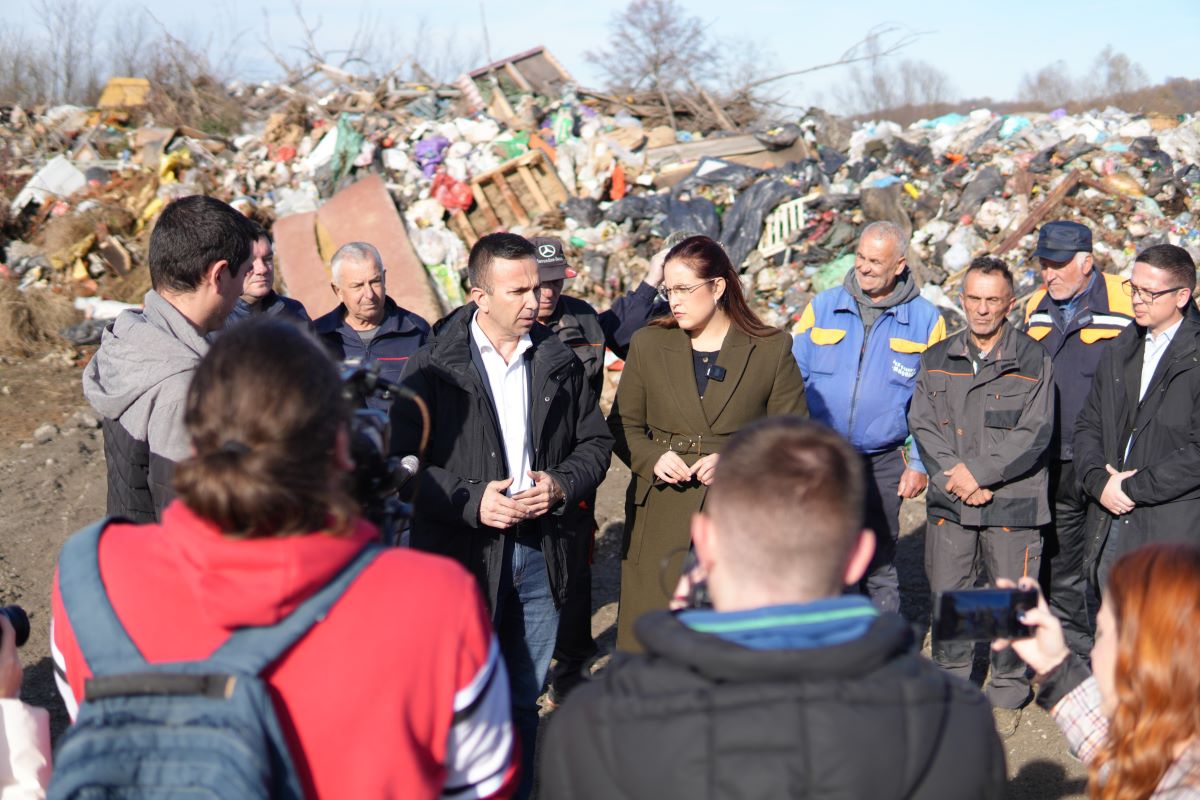 Janković i Pavkov obišli deponiju (Foto: www.mionica.rs)