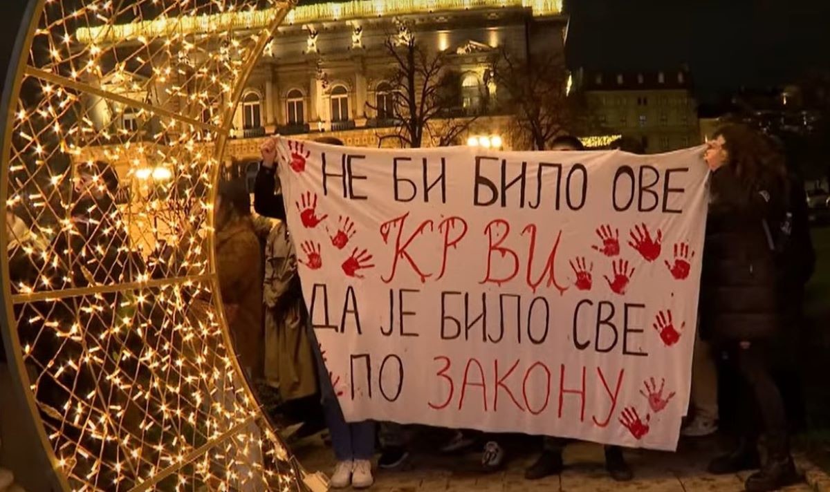 Studenti ispred Predsedništva