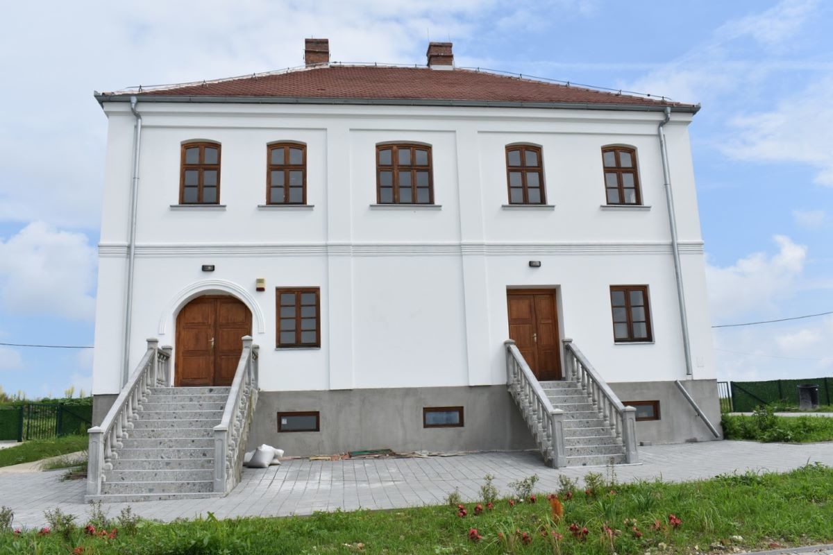 Konak - biblioteka