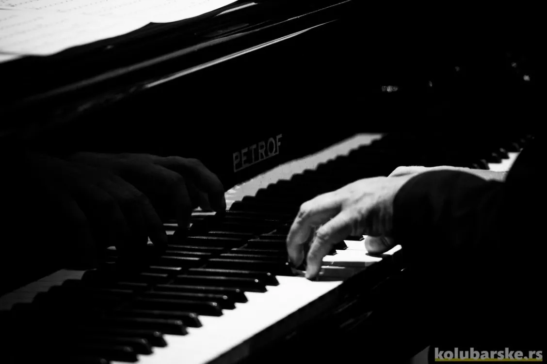 Klavir (ilustracija)