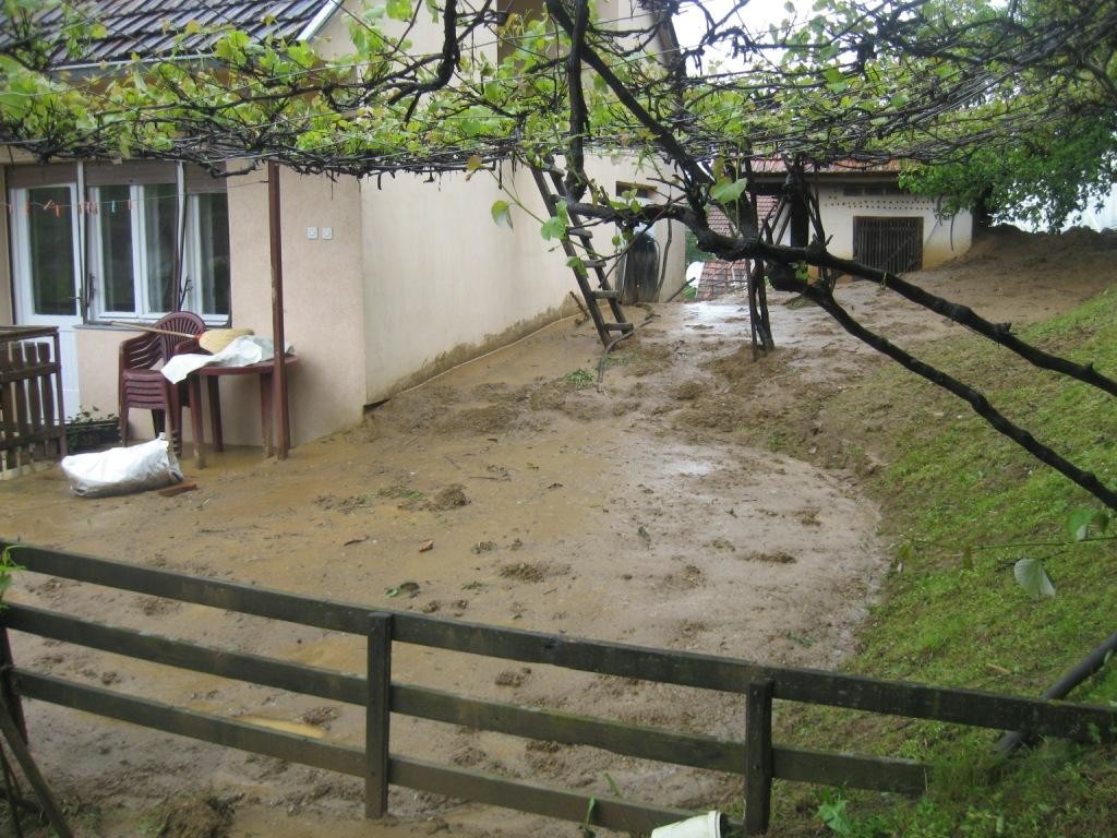 Kuća na klizi&scaron;tu