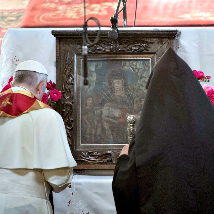 Pope Francis and Catholicos Karekin II pray at the Armenian Apostolic Cathedral in Gyumri, Armenia, on June 25. Pope Francis and Catholicos Karekin II pray at the Armenian Apostolic Cathedral in Gyumri, Armenia, on June 25.