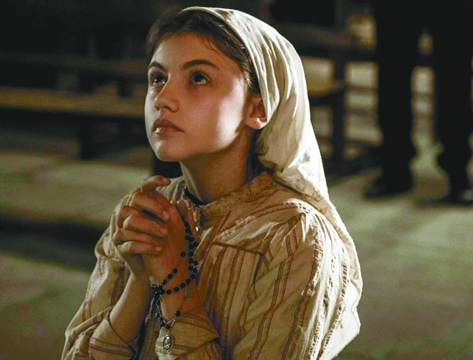 Stephanie Gil brings to the character of Lucia the intense inner suffering Lucia would have to endure for so many years following the Fatima visions. Stephanie Gil brings to the character of Lucia the intense inner suffering Lucia would have to endure for so many years following the Fatima visions.