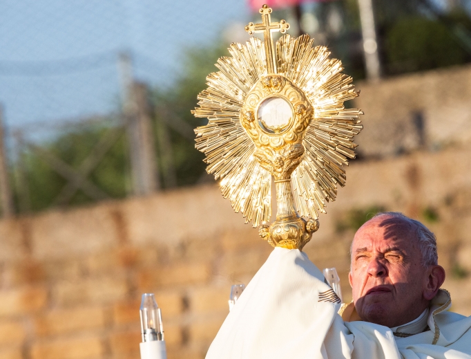 A Eucharistic procession ending at a homeless shelter run by the Missionaries of Charity, June 23, 2019. A Eucharistic procession ending at a homeless shelter run by the Missionaries of Charity, June 23, 2019.