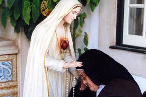 The Immaculate Heart of Mary and Sister Lucia The Immaculate Heart of Mary and Sister Lucia