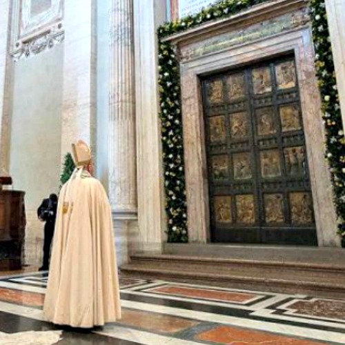 Pope Francis before the holy door of St. Peter's Basilica during the convocation of the Jubilee of Mercy, April 11 Pope Francis before the holy door of St. Peter's Basilica during the convocation of the Jubilee of Mercy, April 11