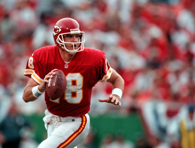 Elvis Grbac playing for the Kansas City Chiefs, the team he went to the Pro Bowl with in 2001. Elvis Grbac playing for the Kansas City Chiefs, the team he went to the Pro Bowl with in 2001.