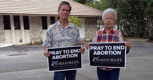 Two pro-life supporters at the 40 Days for Life campaign on Feb. 10 in Hollywood, Florida Two pro-life supporters at the 40 Days for Life campaign on Feb. 10 in Hollywood, Florida