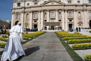 Pope Francis entering St. Peter's Basilica. Pope Francis entering St. Peter's Basilica.