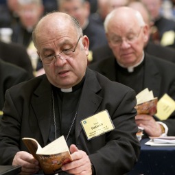 BISHOPS IN BALTIMORE. Members of the U.S. Conference of Catholic Bishops pray before the start of the second day of their annual fall meeting in Baltimore Nov. 16.
BISHOPS IN BALTIMORE. Members of the U.S. Conference of Catholic Bishops pray before the start of the second day of their annual fall meeting in Baltimore Nov. 16.