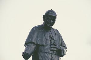 Pope St. John Paul statue Pope St. John Paul statue