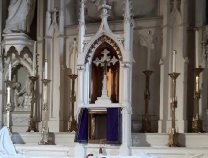 The tabernacle inside the Church of the Assumption in Nashville, Tennessee. The tabernacle inside the Church of the Assumption in Nashville, Tennessee.